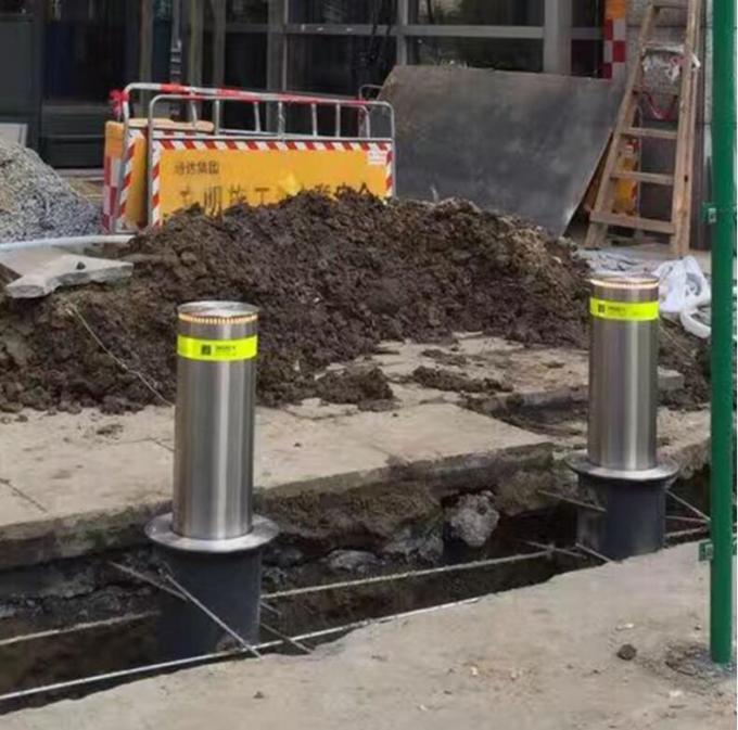 Barreiras automáticas da estrada IP67 que levantam a eletro aumentação integrada hidráulica da coluna para a escola 1